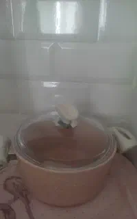 قابلمه وظروف آشپزخونه