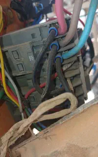 برق ساختمان و صنعتی محمودی