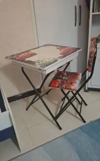 میز ترید به همراه صندلی
