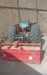 کار با تراکتور شیش سیلندر