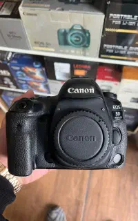 دوربین Canon Mark Iv