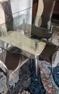 میز ناهار خوری ۴نفره