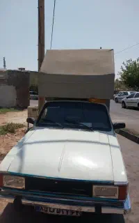 پیکان وانت برای پخش مواد غذایی
