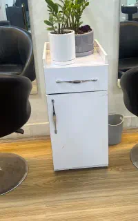 میز و صندلی