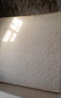 تشک دونفره و تک نفره سالم و تمیز در حد