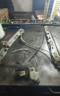 تعمیر انواع قفل و شیشه بالابر