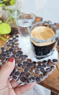 استند سرو قهوه و پذیرایی و زیرلیوانی