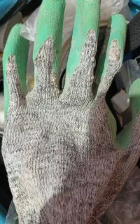 کارگر ساده دنبال کار میگردم