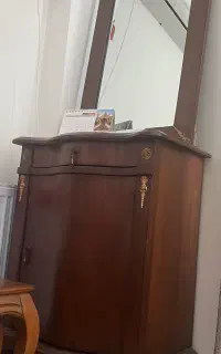آیینه وکنسول