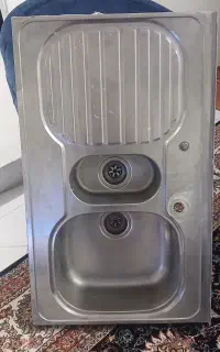 سینک  ۱ متر. در.  ۶۰.