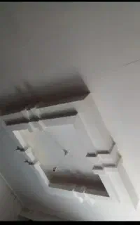 شاگرد گچ ساز
