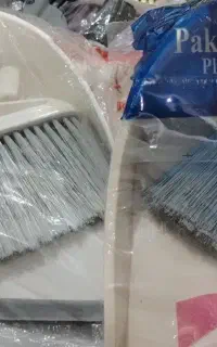 حراج جارو و خاک انداز. تی