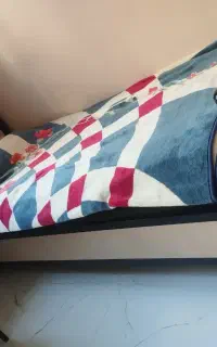 تخت مهمان میزبان