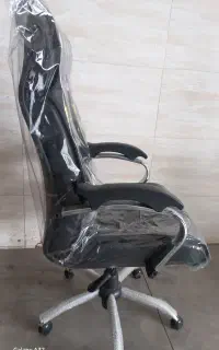 صندلی اداری مدل دانشجو