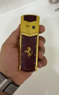 گوشی طرح ورتو