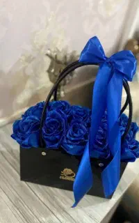 باکس و دسته گل روبانی