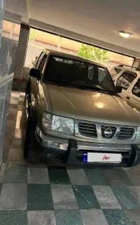 نیسان پیکاپ مدل ۸۱ شخصی