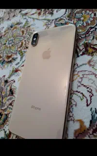 ایفون xs