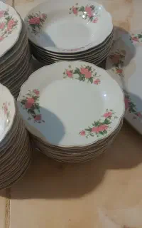 دیس وبرنج خوری وخورشت خوری ومیوه خوری وکاسه ماست