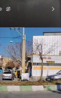 شاگرد اقا درب مغازه کرایه ابزار