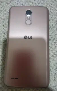 گوشی LG استایلوس 3 صورتی بسیار سالم با شارژر سالم