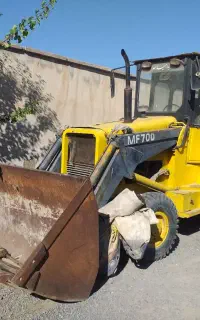 بیل بکهو ام اف ۷۰.