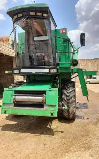 کمباین جاندیر مدل 402