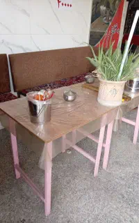 نیمکت کافه
