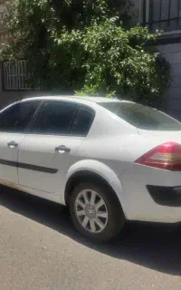 مگان 1600 مدل 89 خانگی و بسیار بسیار سالم