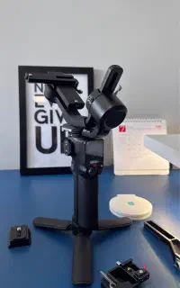 گیمبال DJI مدل RS3 Mini در حد آنباکس
