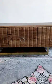میز تلویزیون در حد نو8ملیون