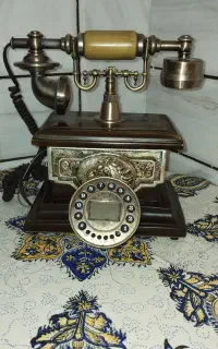 تلفن چوبی