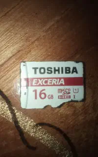 رم یا مموری کارت 16 گیگ TOSHIBA اصل