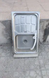 سینگ ظرفشویی با شیر