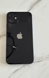 ایفون ۱۲ نرمال zaa