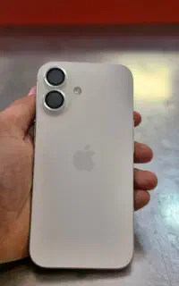 ایفون ۱۶ نرمال