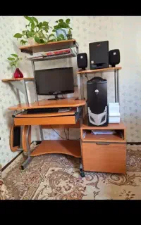 میز کامپیوتر