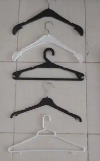 چوب لباسی
