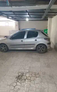 پژو۲۰۶ مدل ۸۲