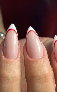 کاشت ناخن ۵۰۰ با ضمانت ماندگاری