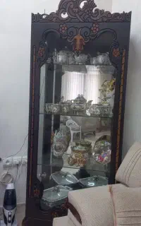 بوفه بسیار تمیز در حد نو