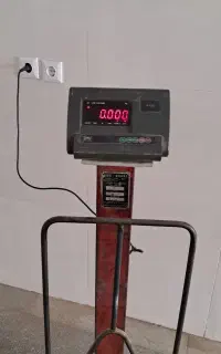 باسکول  ۲۰۰ کیلو