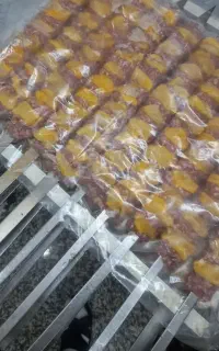 به تعدادی همکار آقا ‌خانم برای رستوران نیازمندیم