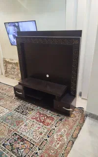 زیر تلویزیونی تمام چوب در حد نو