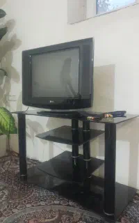 تلویزیون و زیر تلویزیون