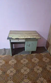 میز و یخچال