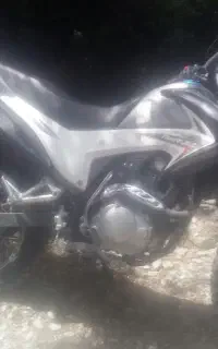 تریل 200پرواز