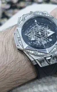 ساعت هابلوتHUBLOT مردانه سیلور فول نگین