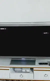 دستگاه بازی و تلوزیون