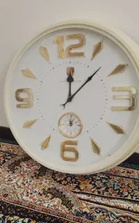 ساعت دیواری